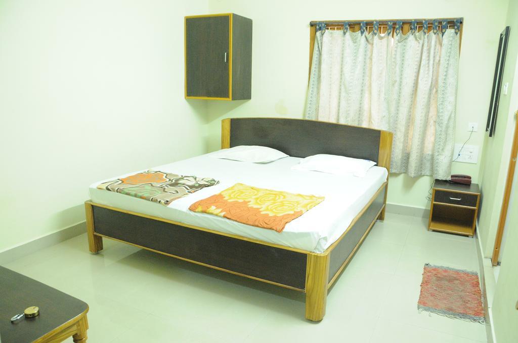 Hotel Agarala Residency Тирупати Номер фото